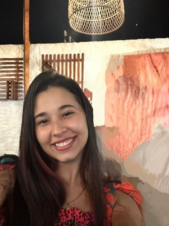 Foto da Diretora de Comunicação